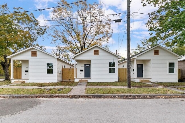 Building Photo - 2801 Nettleton St