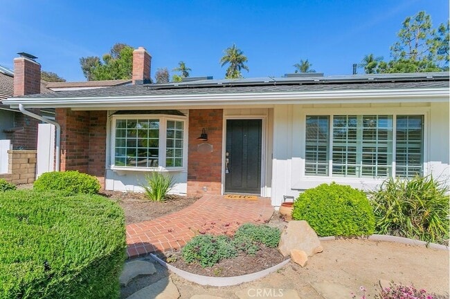 27242 Cordero Ln