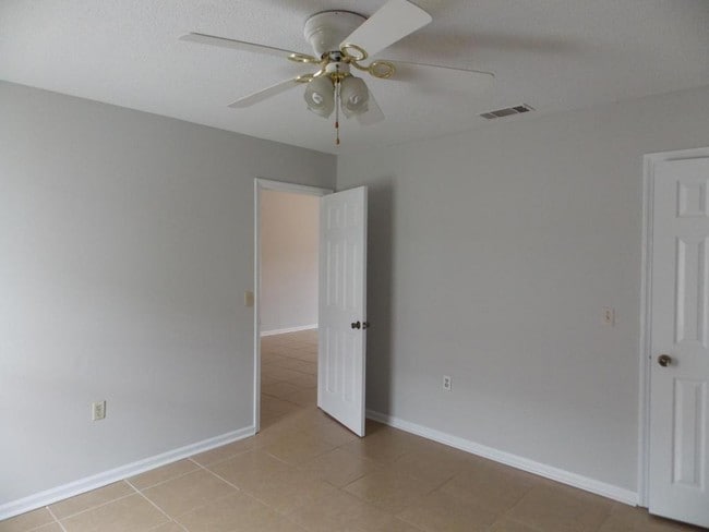 Photo - 140 Lanier Dr Unit 150 SW