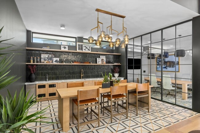 Photo - MAA Milepost 35