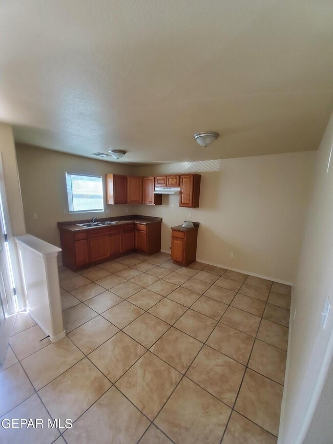 Photo - 9389 San Lorenzo Ave