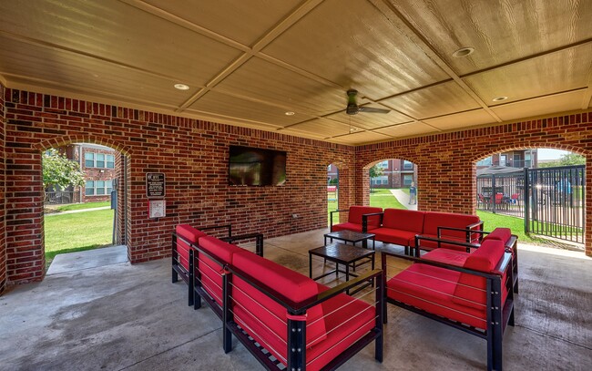 Photo - Icon at Hewitt