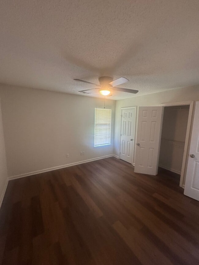 Photo - 4567 Addington Dr
