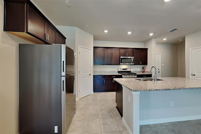 4109 Stockyard Station Ln