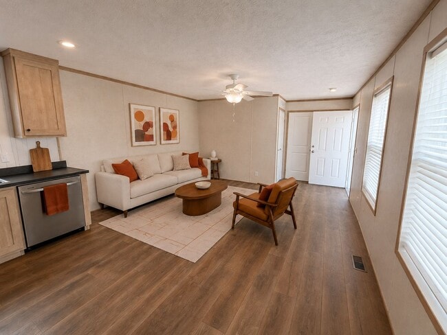 Photo - 25326 Nuway Ave