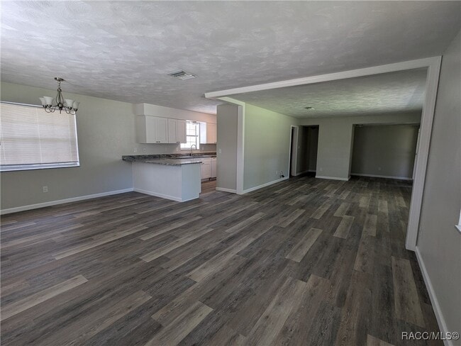Photo - 35433 Crescent Dr