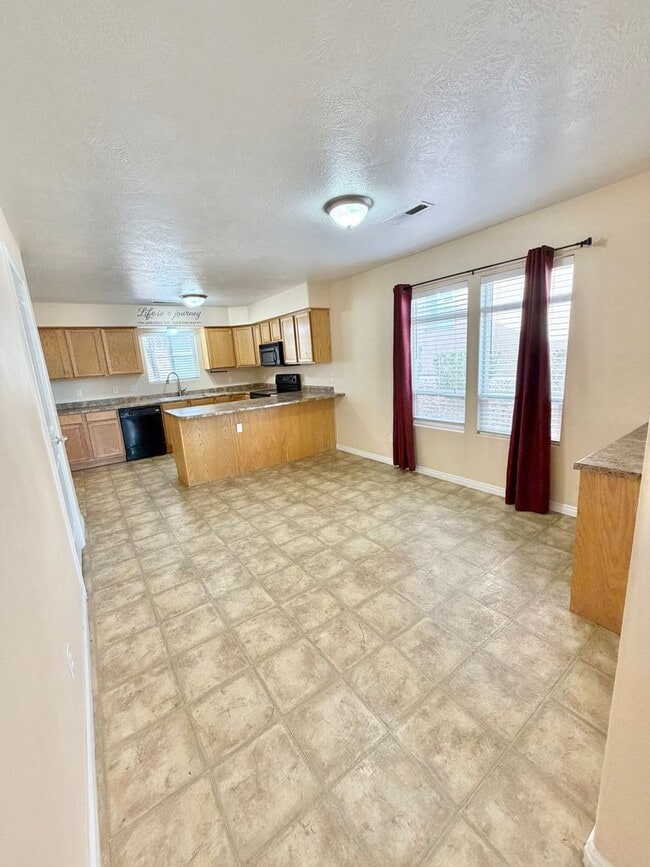 Photo - Nice Home in Quiet Community