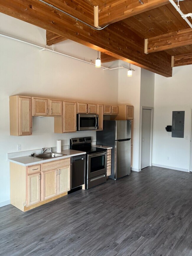 Photo - Studio Unit at Tiller+Main Unit 214