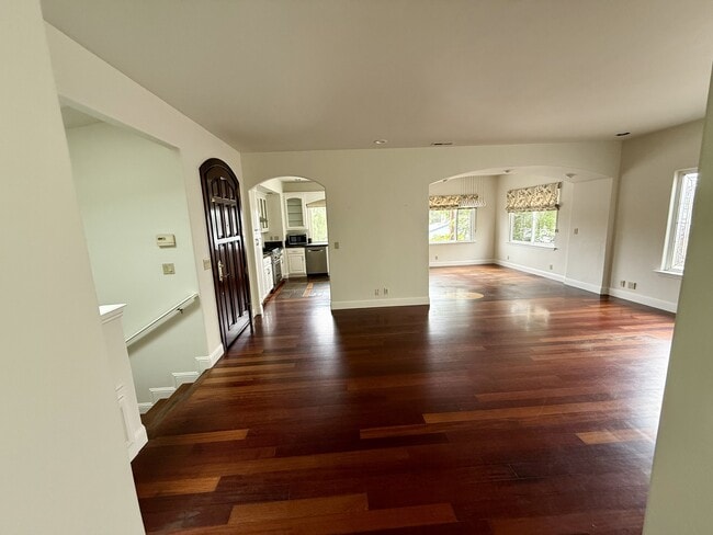 Photo - 143 Alamo Ave