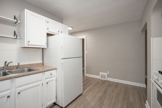 Photo - 4011 Dawnshire Ave Unit UP