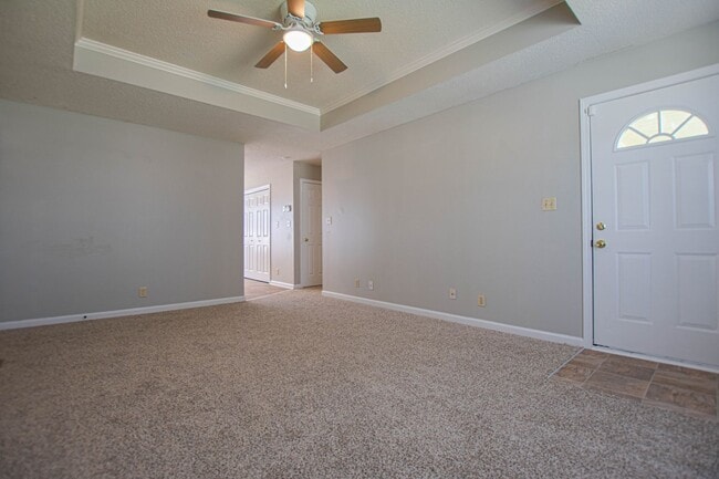 Photo - Pet Friendly Three Bedroom!
