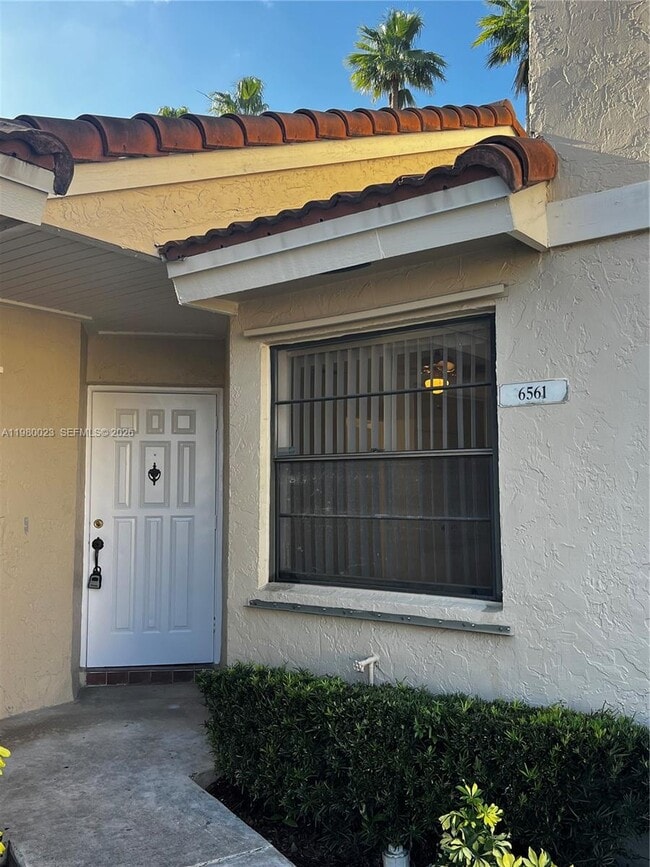 Building Photo - 6561 NW 172nd Ln