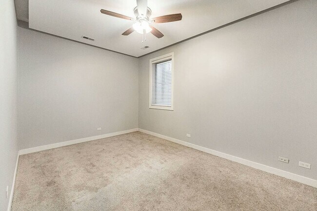 Photo - 7200 W Palmer St