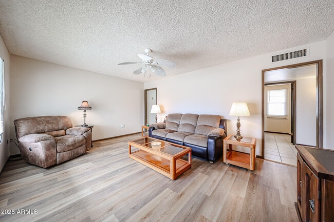 Building Photo - 9714 W Terrace Ln Rental