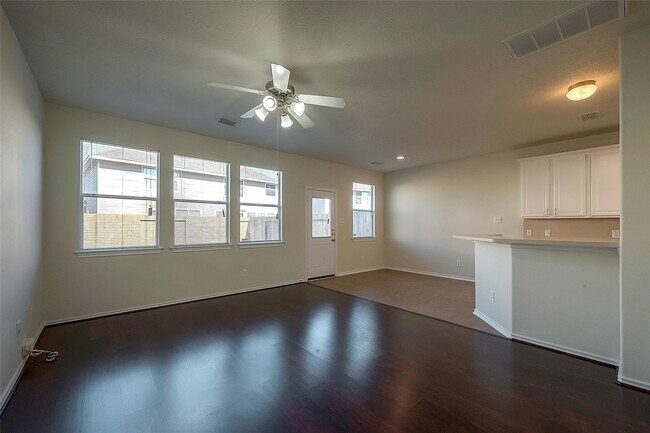 14330 Fairbuff Ln