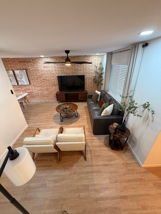 Photo - 1600 W Nolana Ave Unit 11