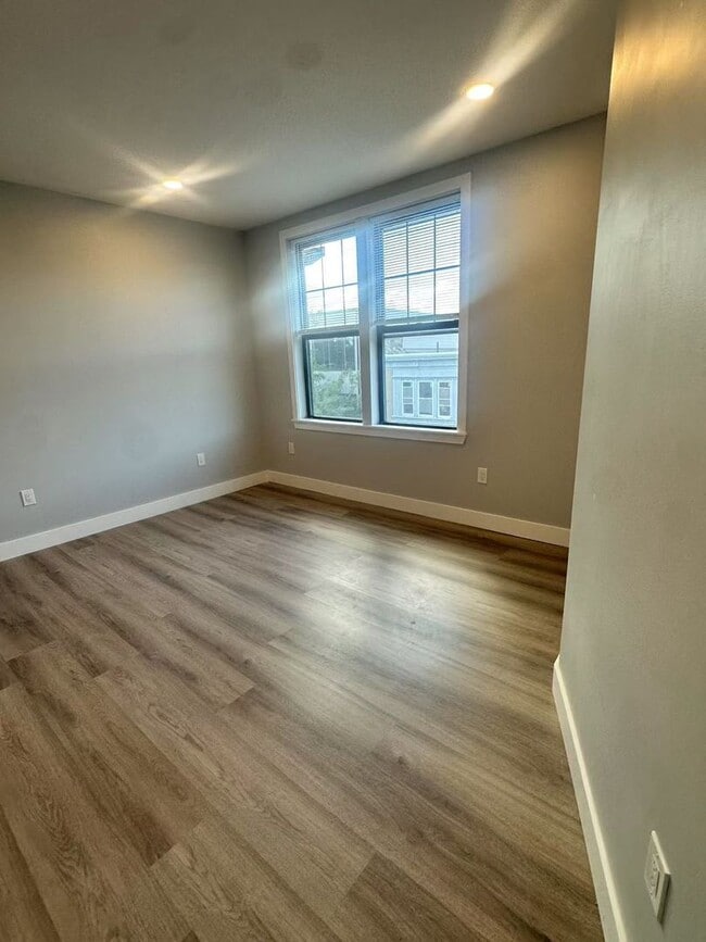 Photo - 2104 Reed St Unidad 2F