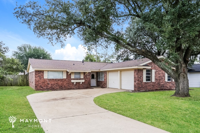 Photo - 218 Leighton Dr