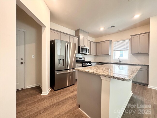 Photo - 2743 Yeager Dr NW