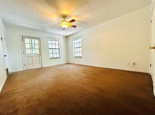Photo - 4511 Avenue B