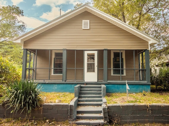 Building Photo - 1608 18th Pl N