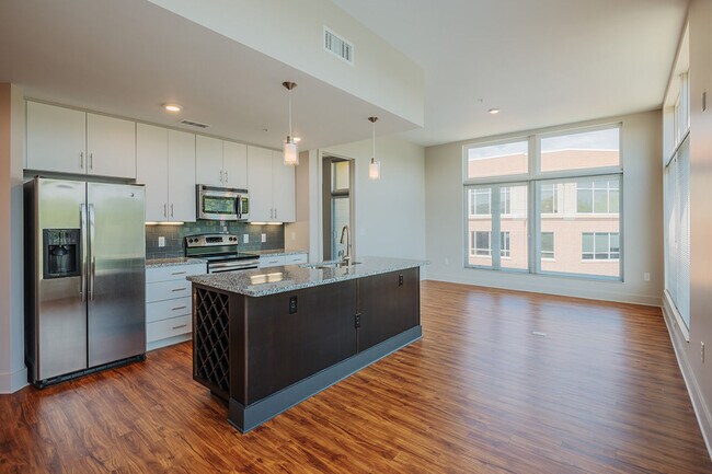 Environs Lofts at East 54