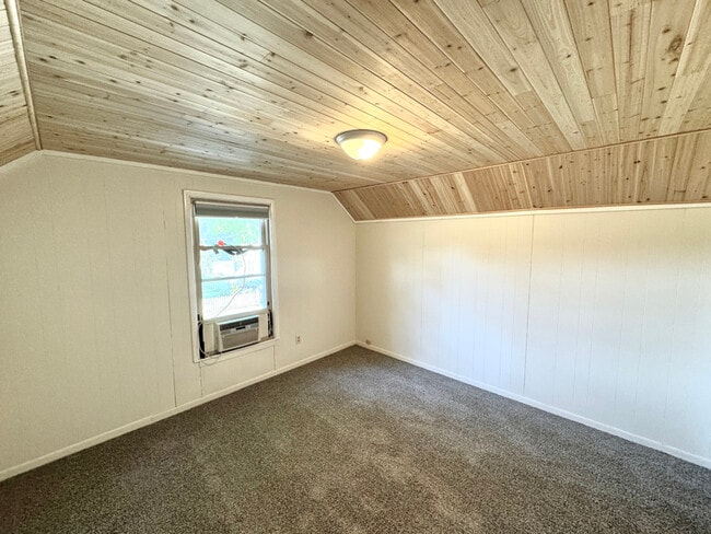 Photo - 1100 Michigan Ave Unit Upper