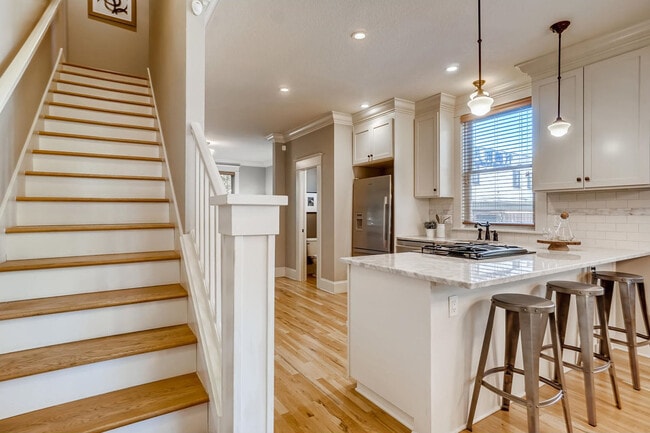 Photo - 728 NE Tillamook St