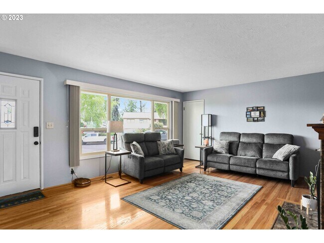 Photo - Great Home on 1/3 Acre