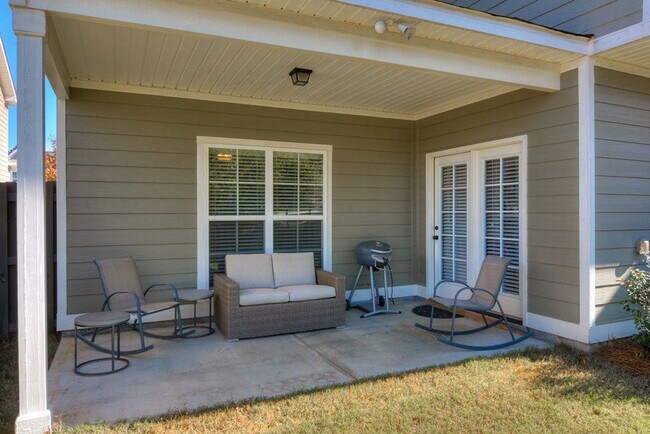 Photo - 306 Buxton Ln