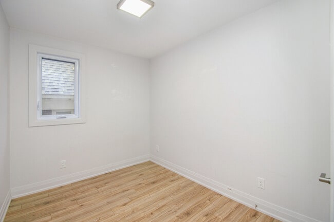 Photo - 177 Hopewell Av