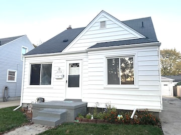 Photo - 21536 Panama St