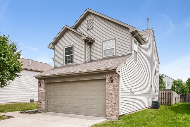 5341 Waterton Lakes Dr