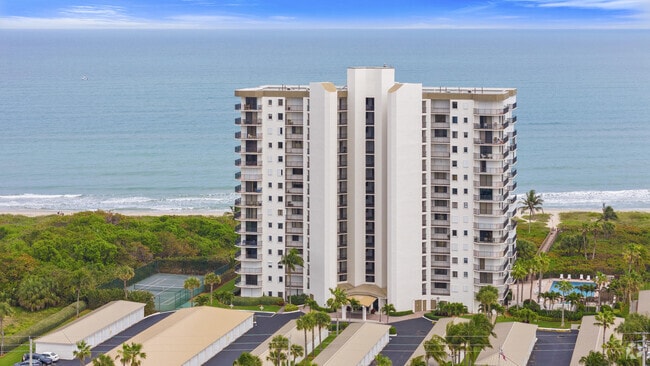 Building Photo - 3150 N Hwy A1A Unit 201 Rental