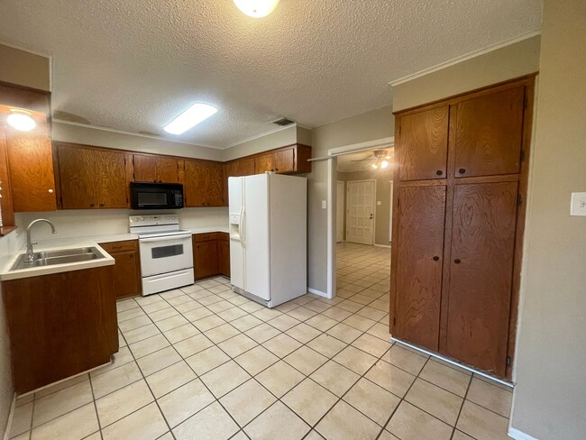 Photo - Sought after location in Shady Grove!