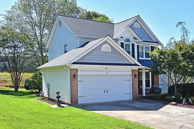 Building Photo - 119 Shining Armor Ct Rental