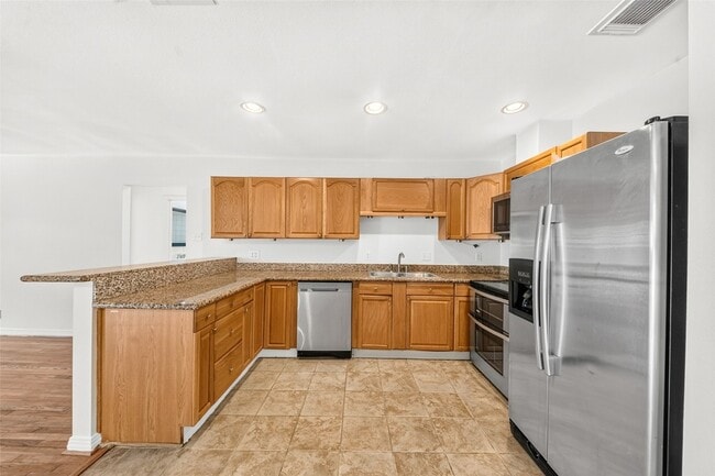 Photo - 4045 Woodfox St