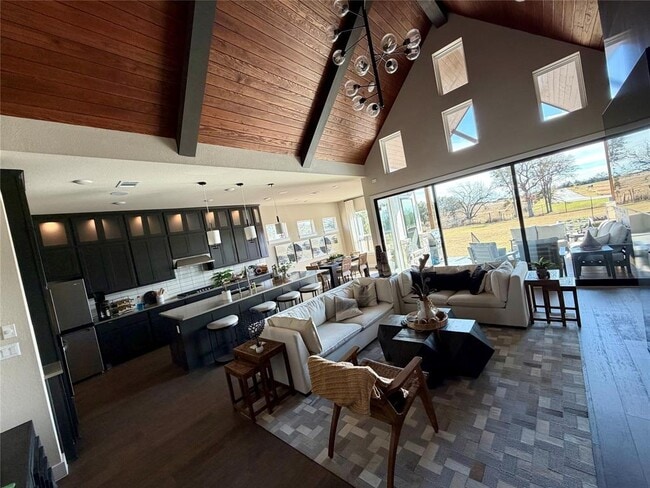 Photo - 217 Northcrest Dr