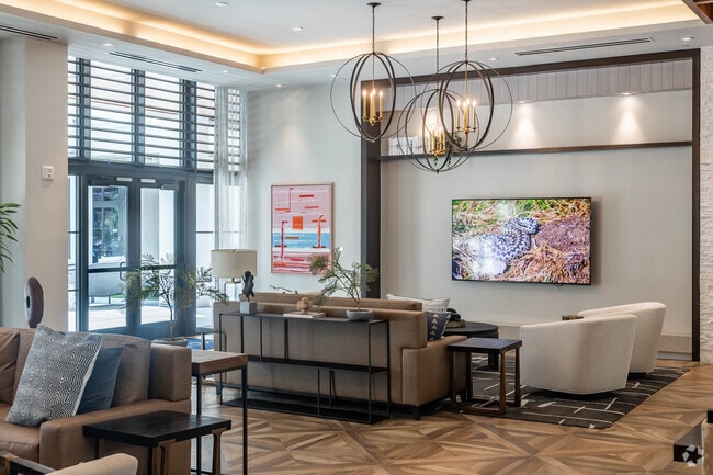 West Amenity Lounge