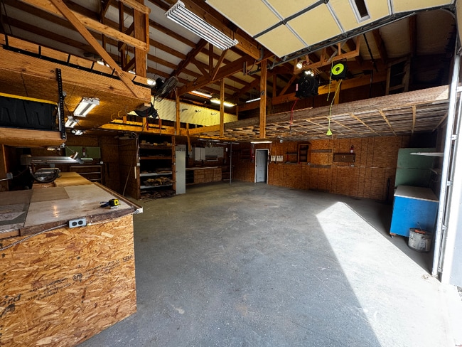 Photo - 791 Canterbury St