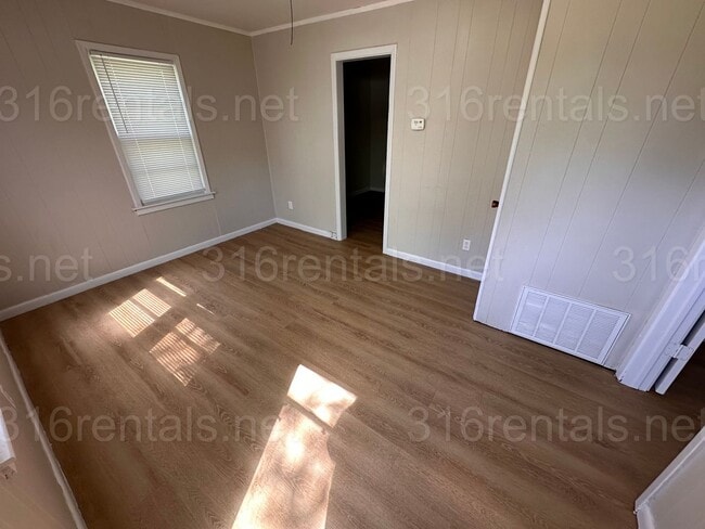 Photo - 1740 S Dodge Ave