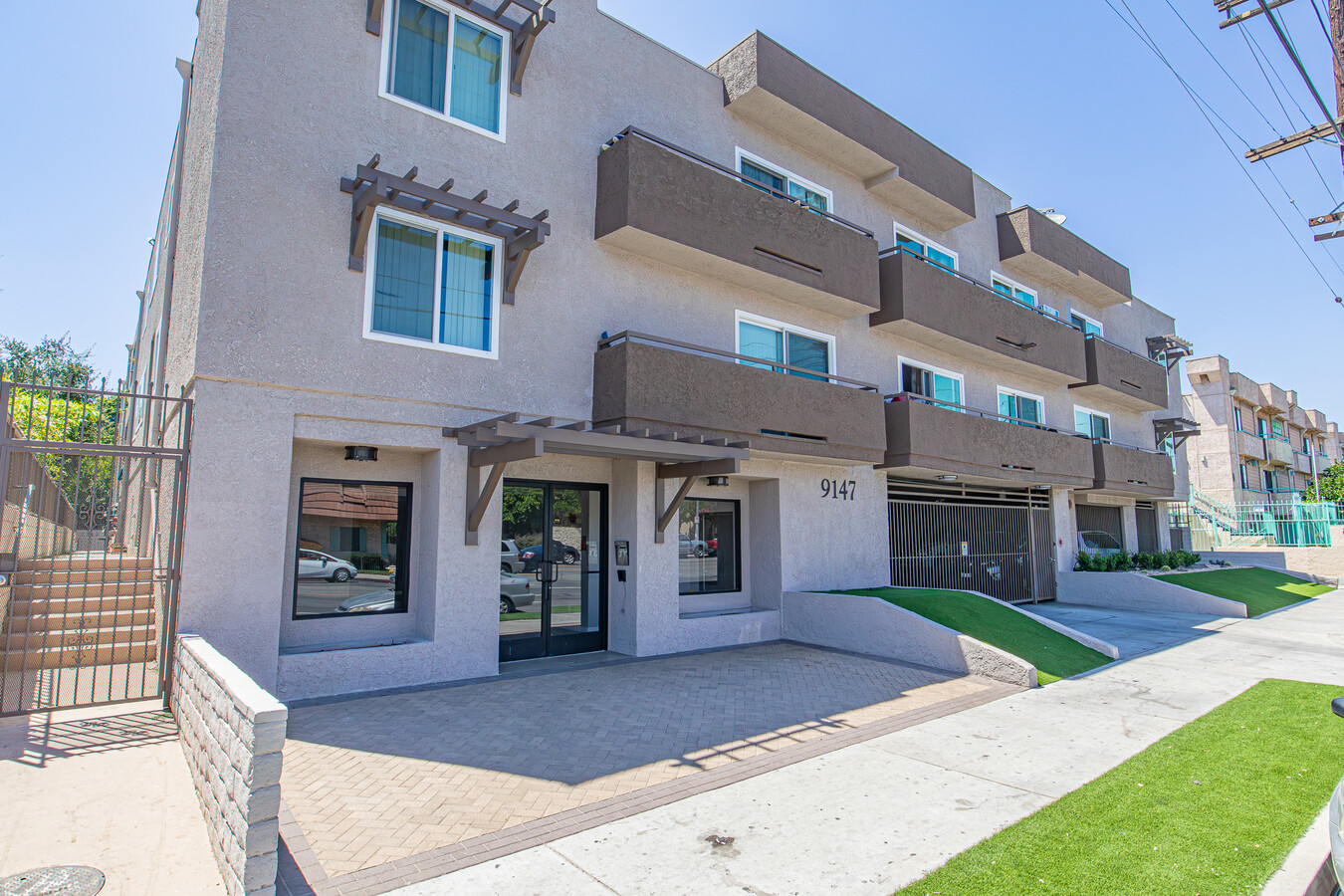 Van Nuys Apartments - Van Nuys Apartments