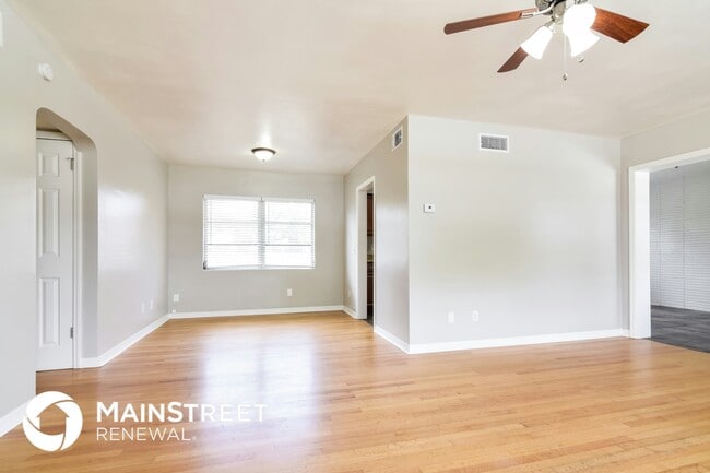 Photo - 1354 Whitacre Dr