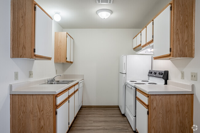 1BR, 1BA - 650SF - Rena Valley Apartments