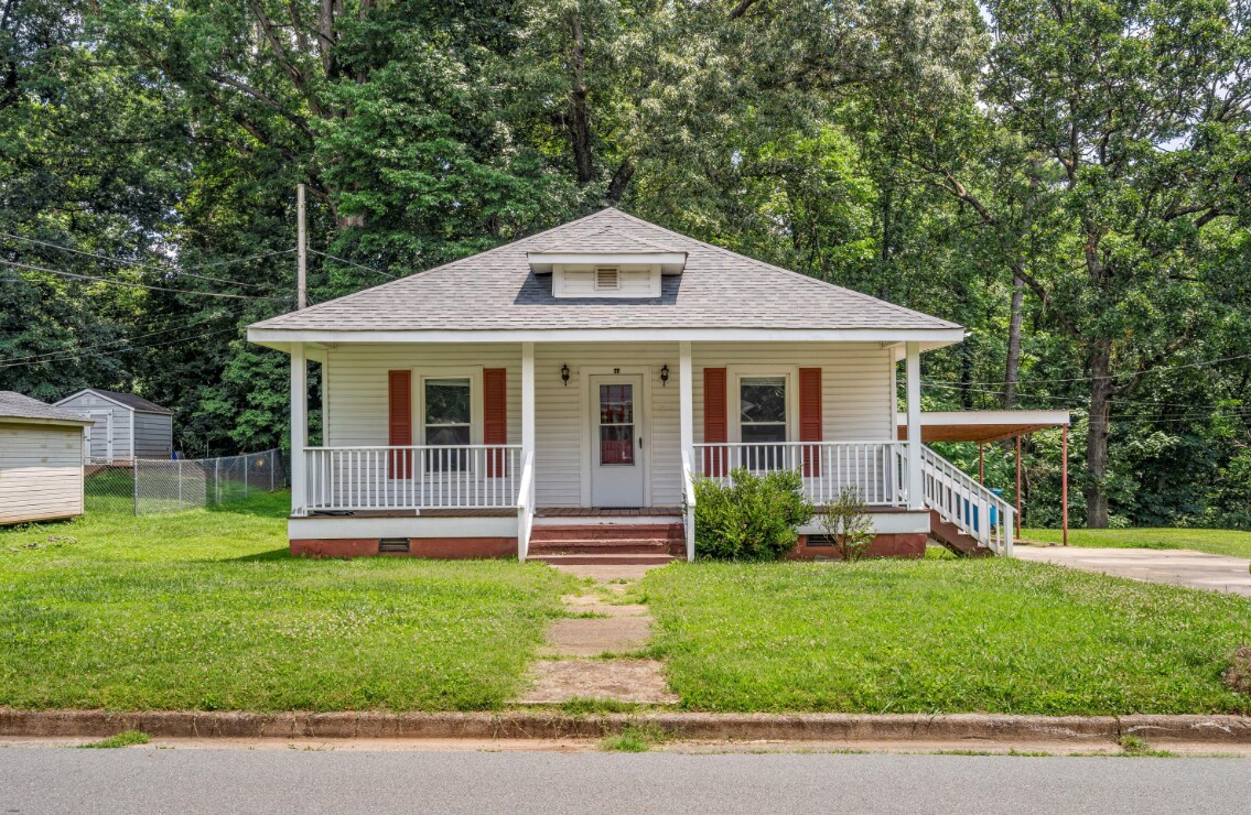 Photo - 77 Belmont Ave Casa