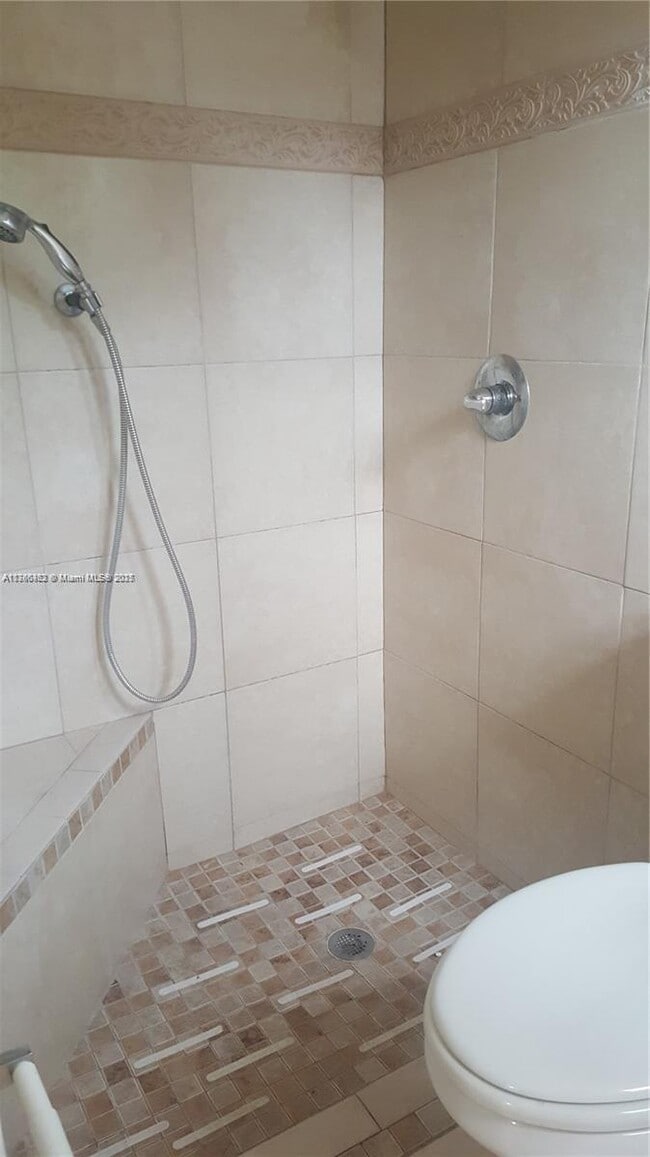 Photo - 5600 Coolidge St