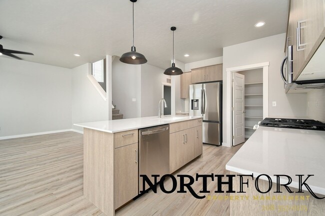 Photo - Modern Comfort Meets Meridian Living