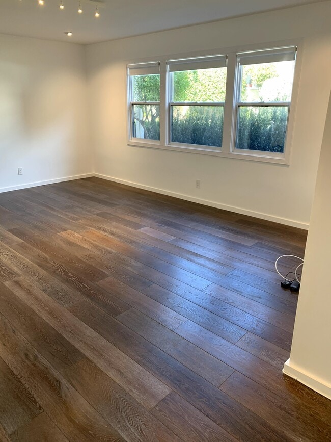 Photo - 1201 Bay St Unit A