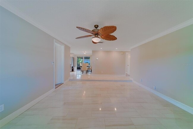 Photo - 10451 119th St