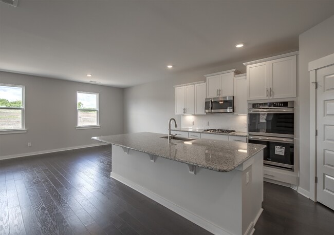 832 Rockwell Dr